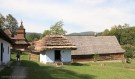 DAY7 saris village buildings (photo by Don Goulden)